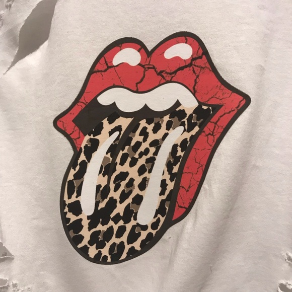 NEW Lips tongue distressed t-shirt - Picture 5 of 8